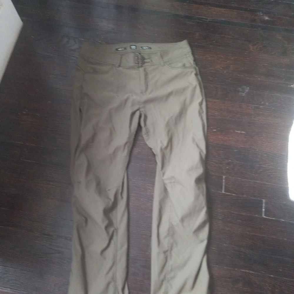 Prana Straight Fit Womans Pants Size 14/SH Pockets Comfort Causal Color Green